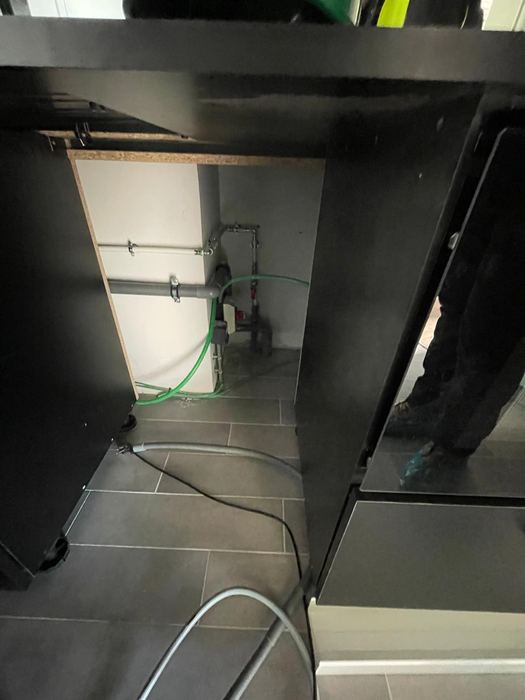 Création et rénovation de sanitaires en sous-sol — reprise de plomberie